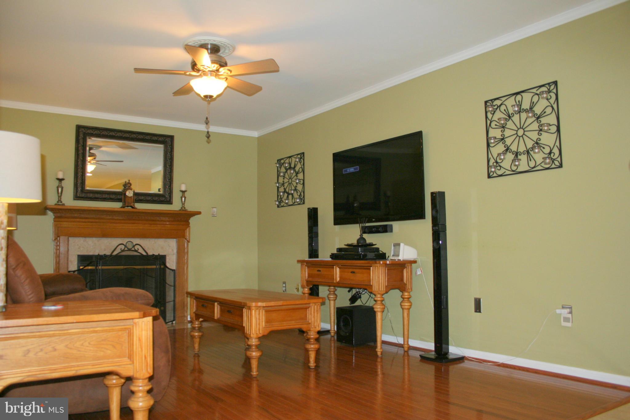 337 Enfield Road Joppa, MD 21085 - Photo 7 of 29 Family Room