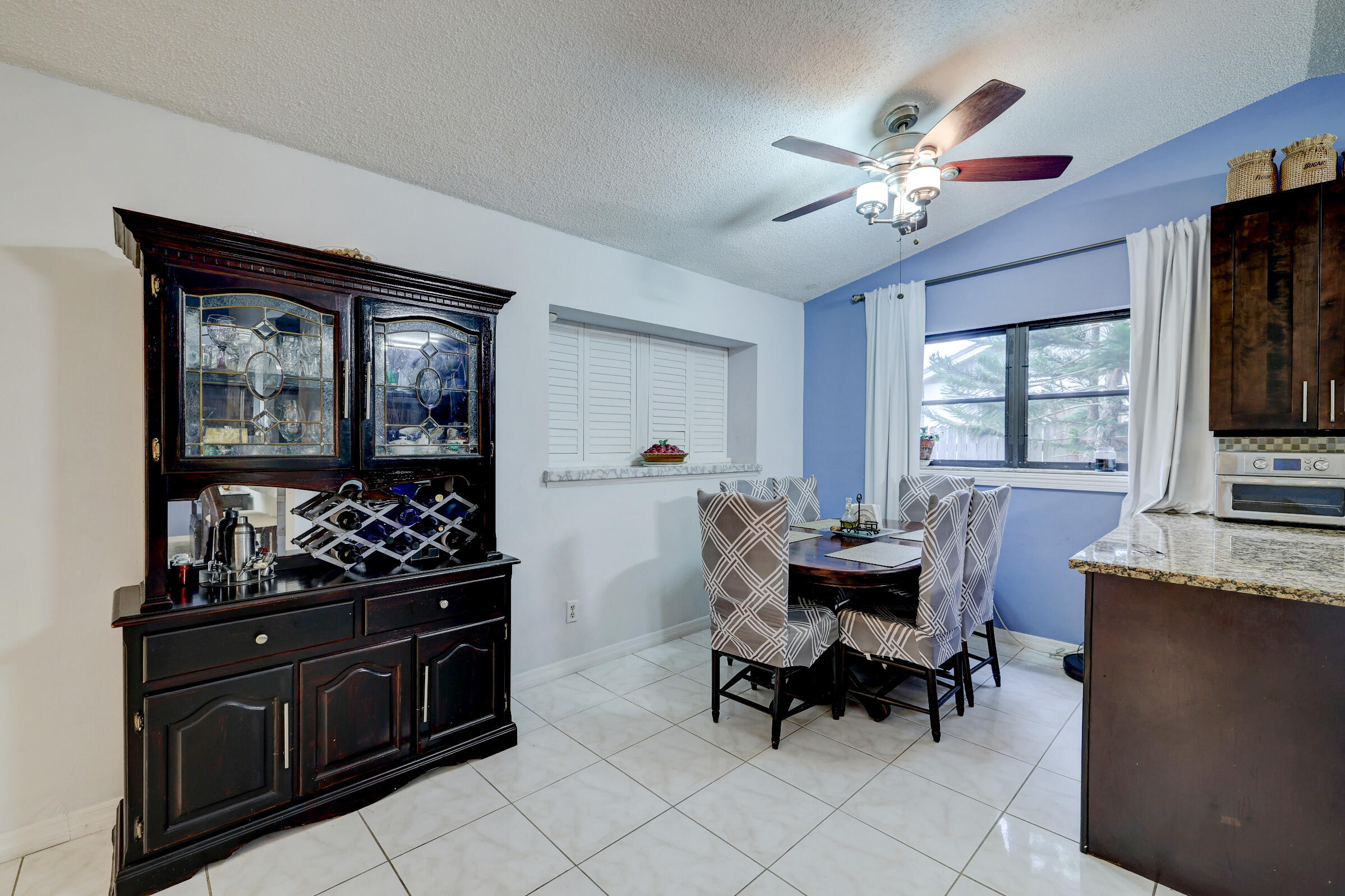 97 Superior Way Stuart, FL 34997 - Photo 5 of 21 06_632a2327_28_29_30_31