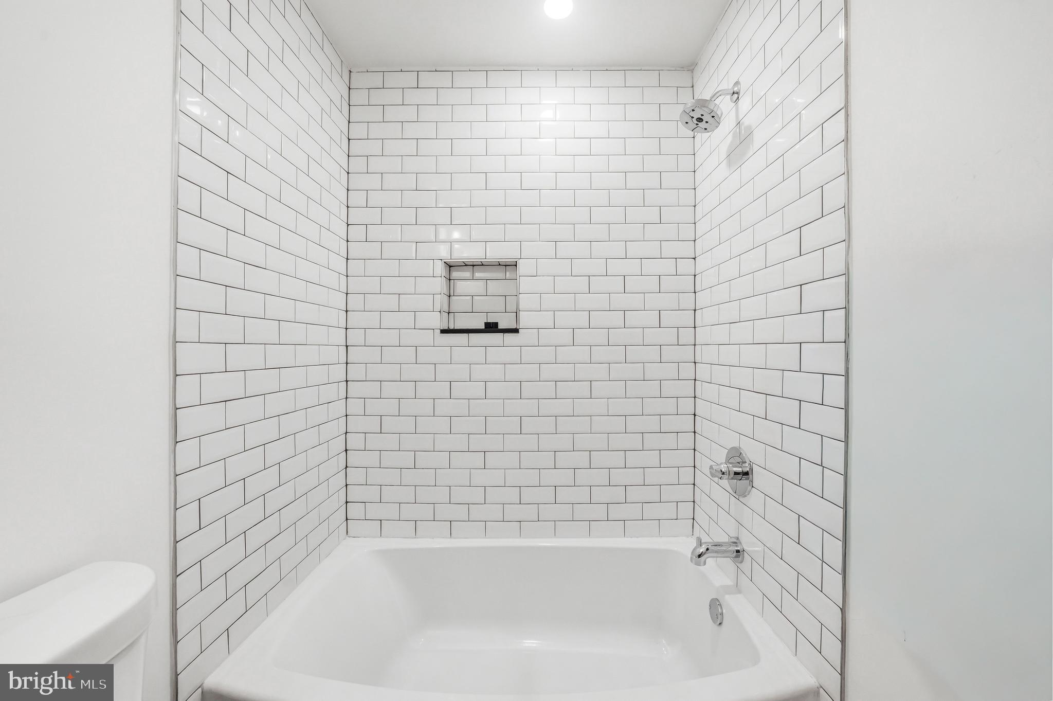 2604 Reed Street Philadelphia, PA 19146 - Photo 17 of 46