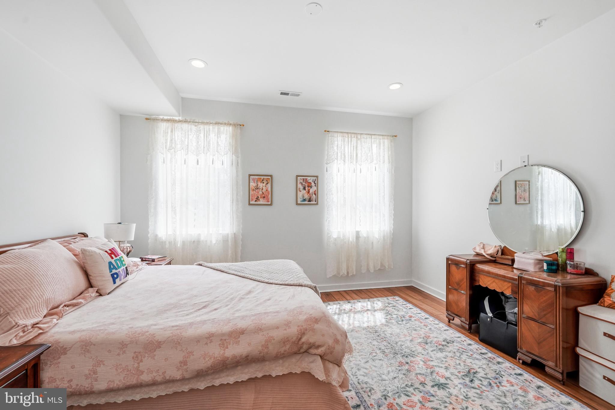 2604 Reed Street Philadelphia, PA 19146 - Photo 19 of 46