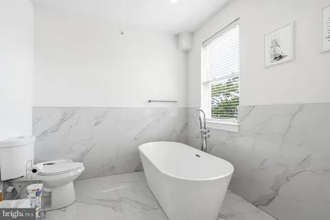 $590,000 | 2604 Reed Street, Philadelphia, PA 19146