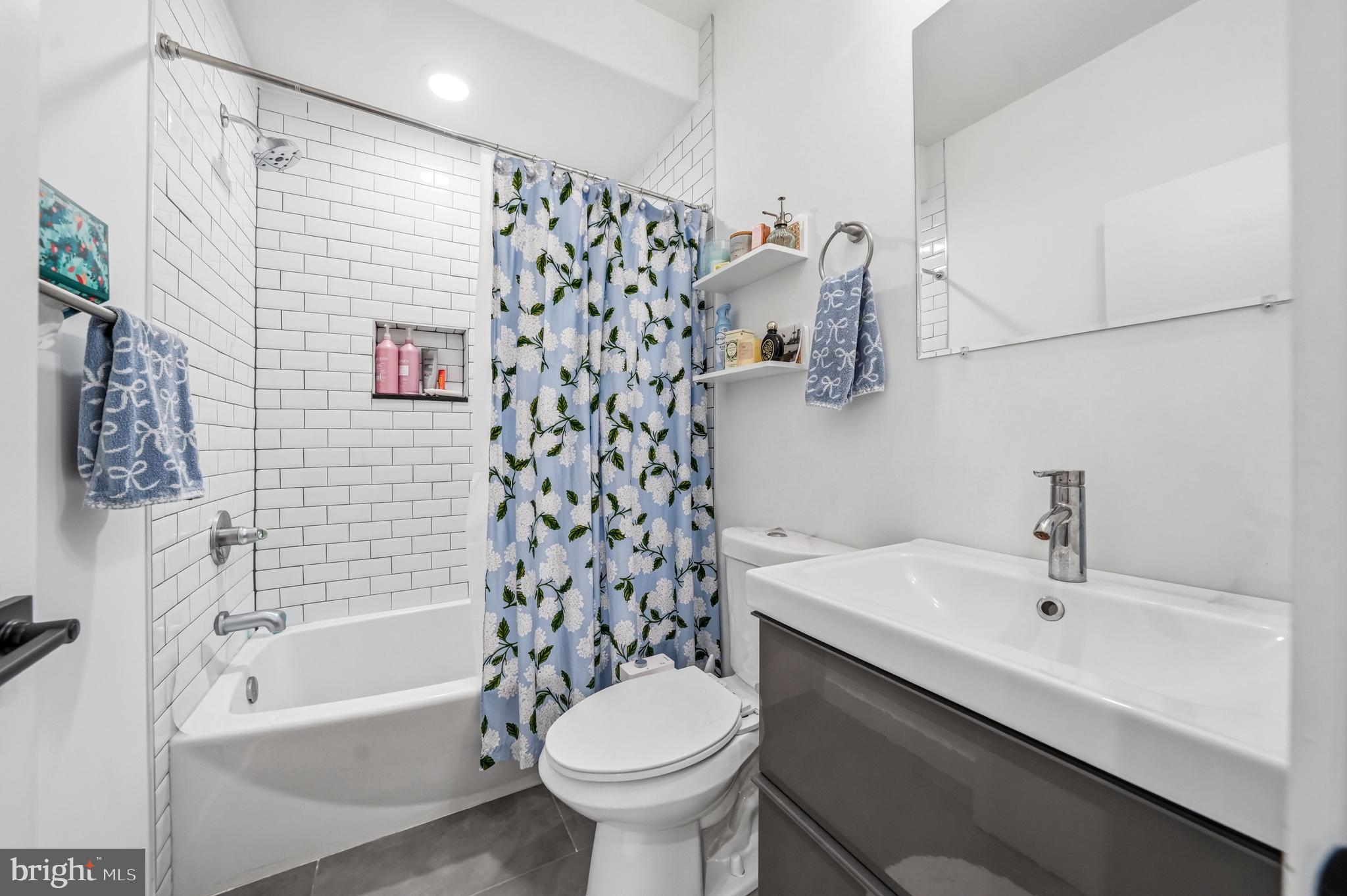 2604 Reed Street Philadelphia, PA 19146 - Photo 35 of 46