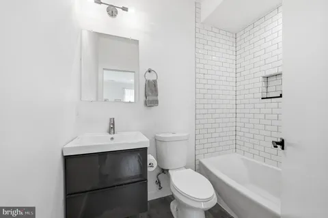 $590,000 | 2604 Reed Street, Philadelphia, PA 19146