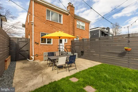 $630,000 | 625 Kensington Place Northeast, Washington, DC 20011