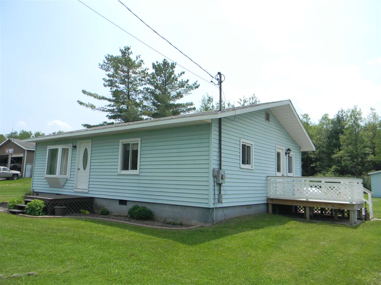 3220 East Sage Lake Road Lupton, MI 48635 - Photo 10 of 27 1800614-9.JPG