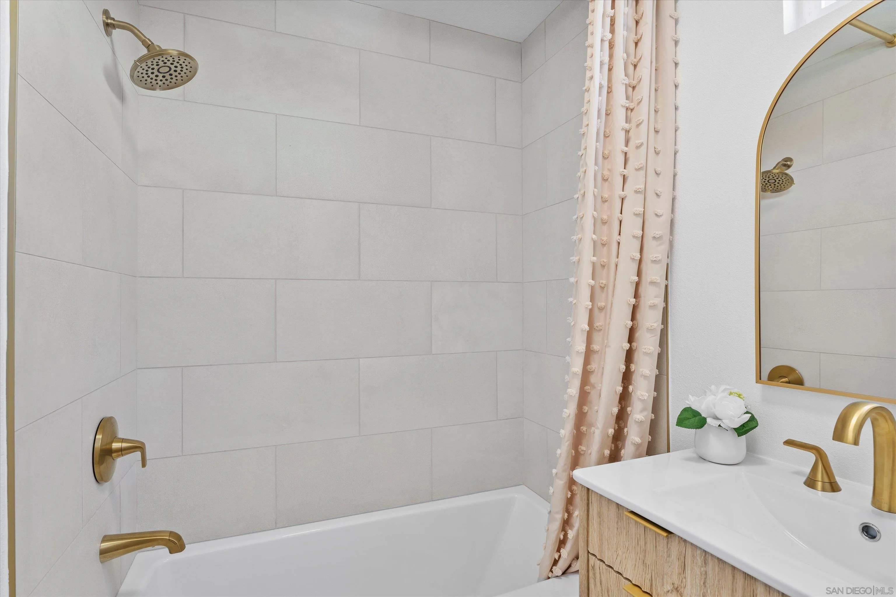 13111 Tobiasson Road Poway, CA 92064 - Photo 14 of 26