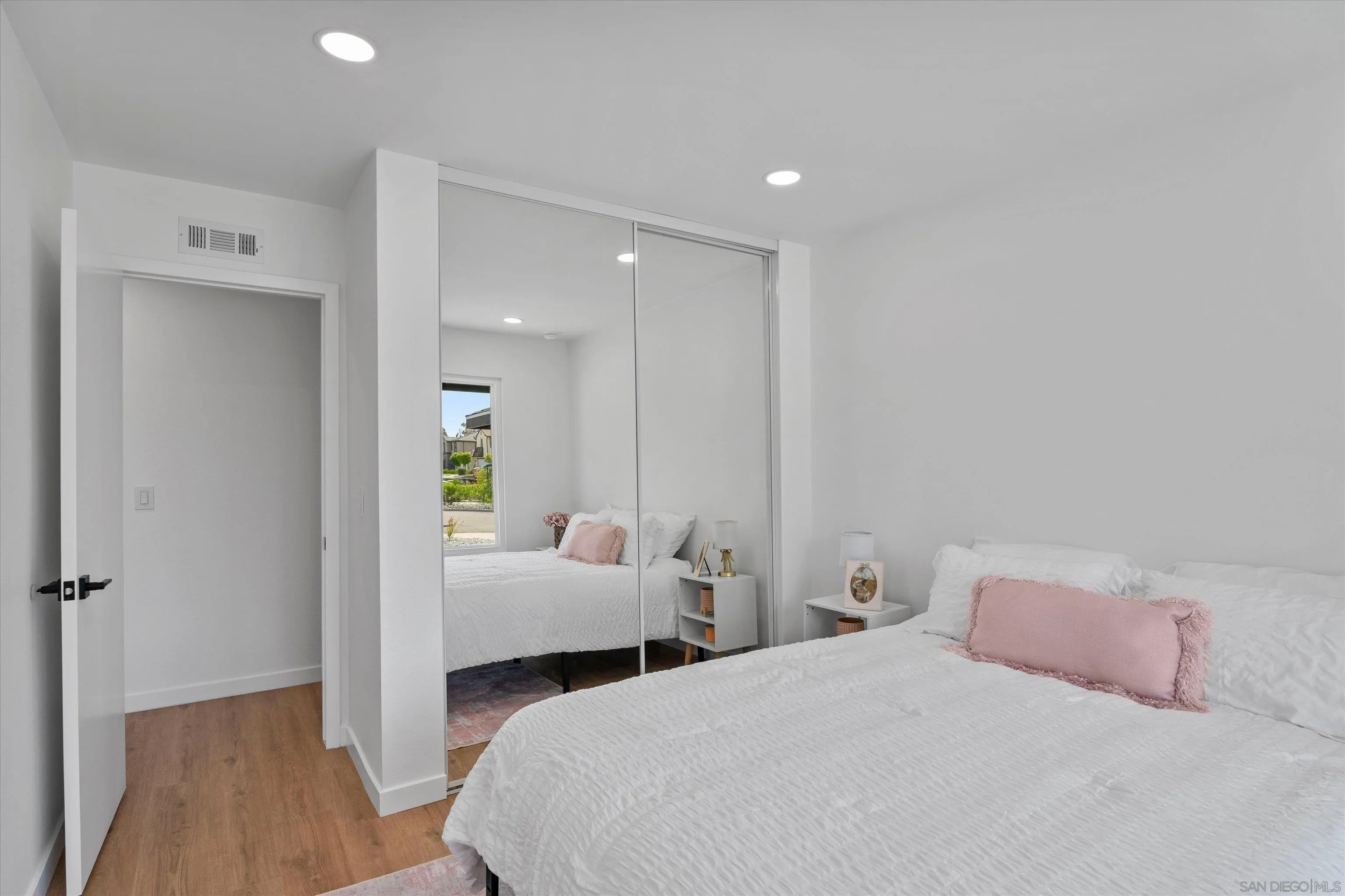 13111 Tobiasson Road Poway, CA 92064 - Photo 16 of 26