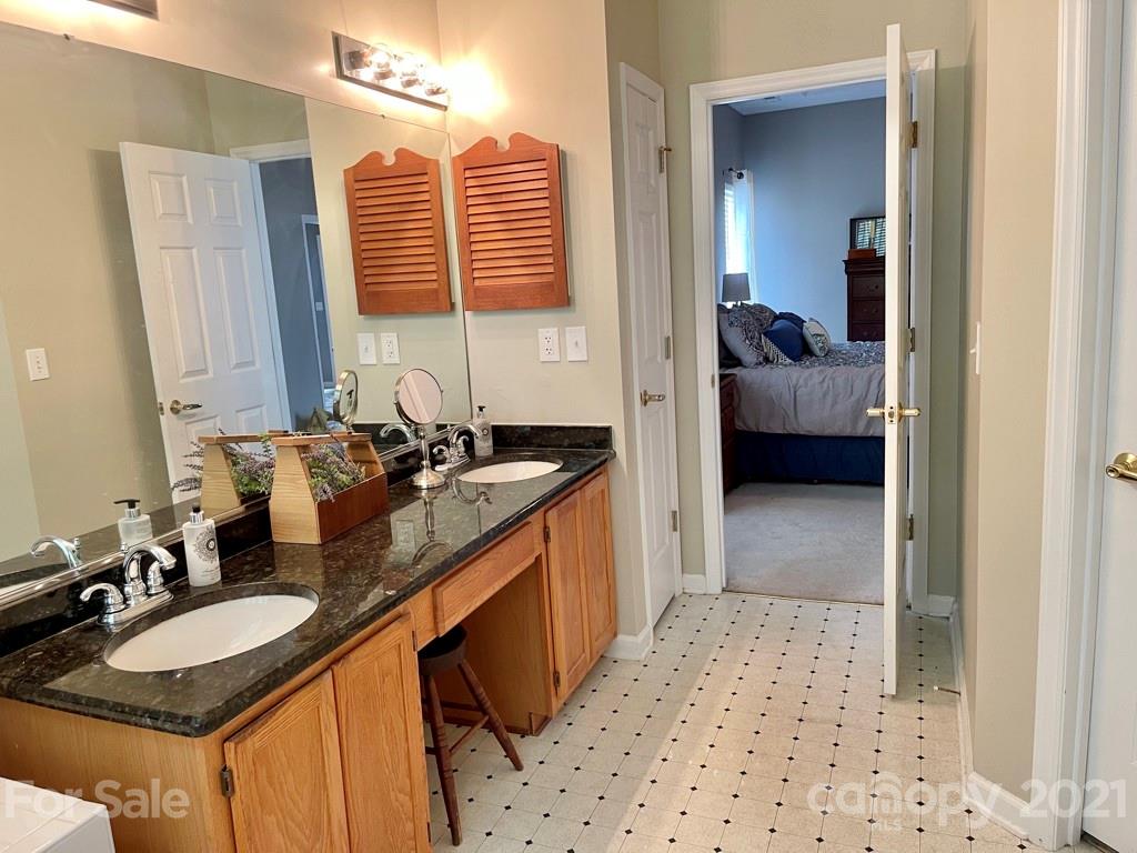 2341 Beaver Pond Road, Unit 202 Kannapolis, NC 28083 - Photo 14 of 21 Gallery Image 14