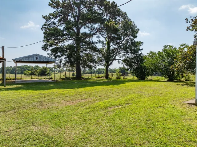 $982,800 | 654 Lcr 654 Road, Thornton, TX 76687