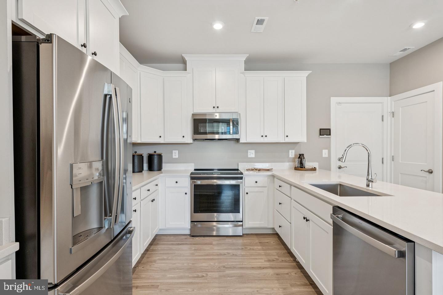 6667 Belcrest Road Hyattsville, MD 20782 - Photo 10 of 30 Gallery Image 10
