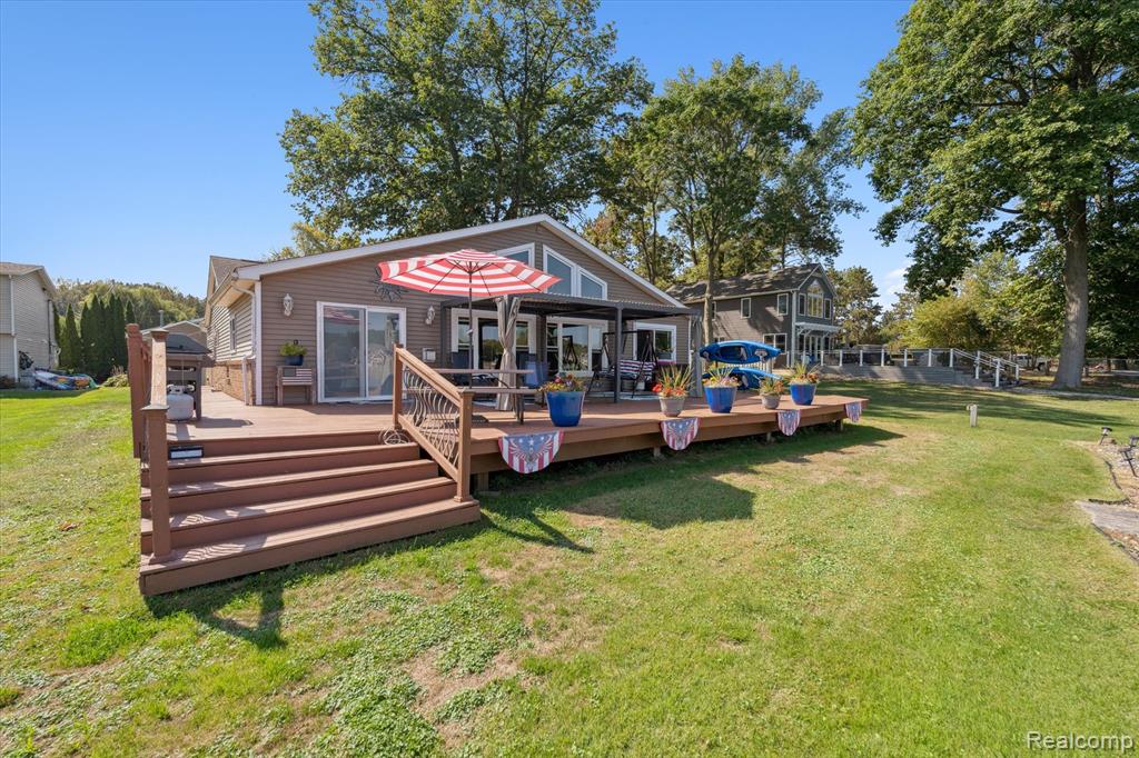 2236 Grove Park Road Fenton, MI 48430 - Photo 27 of 50