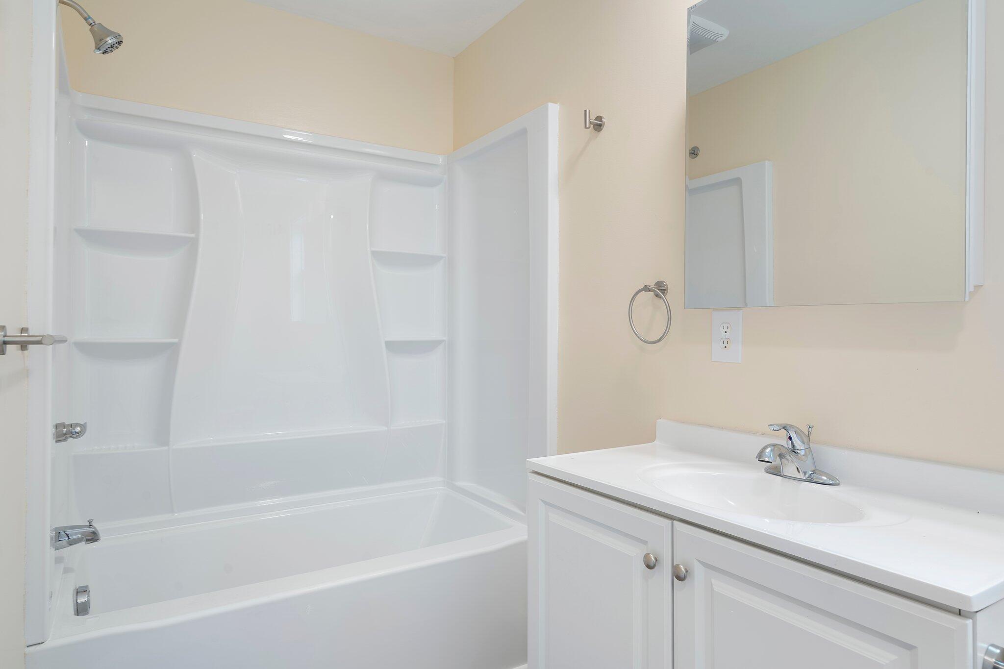 941 Augusta Road Winslow, ME 04901 - Photo 17 of 28 15-web-or-mls-DSC01898