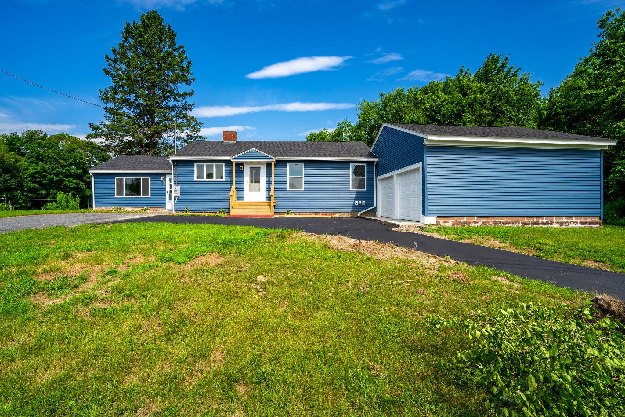 941 Augusta Road Winslow, ME 04901 - Photo 2 of 28 1-web-or-mls-DSC01959