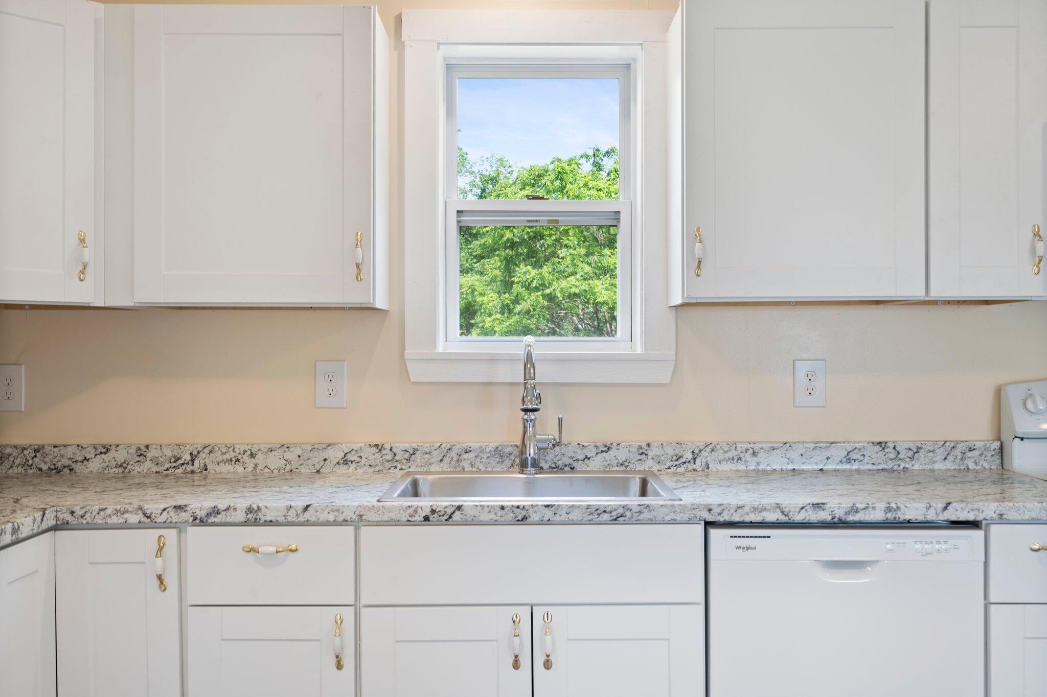 941 Augusta Road Winslow, ME 04901 - Photo 9 of 28 7-web-or-mls-DSC01871