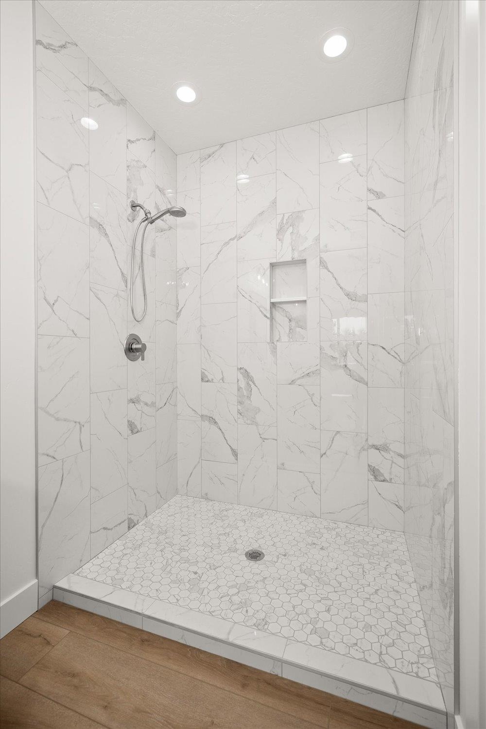 4233 West Tolliver Court Spokane, WA 99208 - Photo 17 of 41