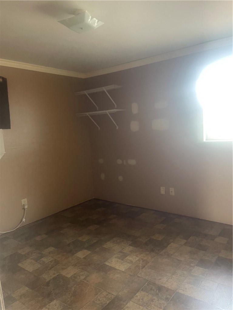215 West 4th Street Alice, TX 78332 - Photo 12 of 14