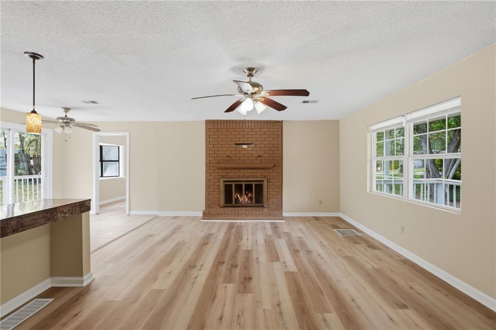 241 Hardy Way Hiram, GA 30141 - Photo 4 of 24