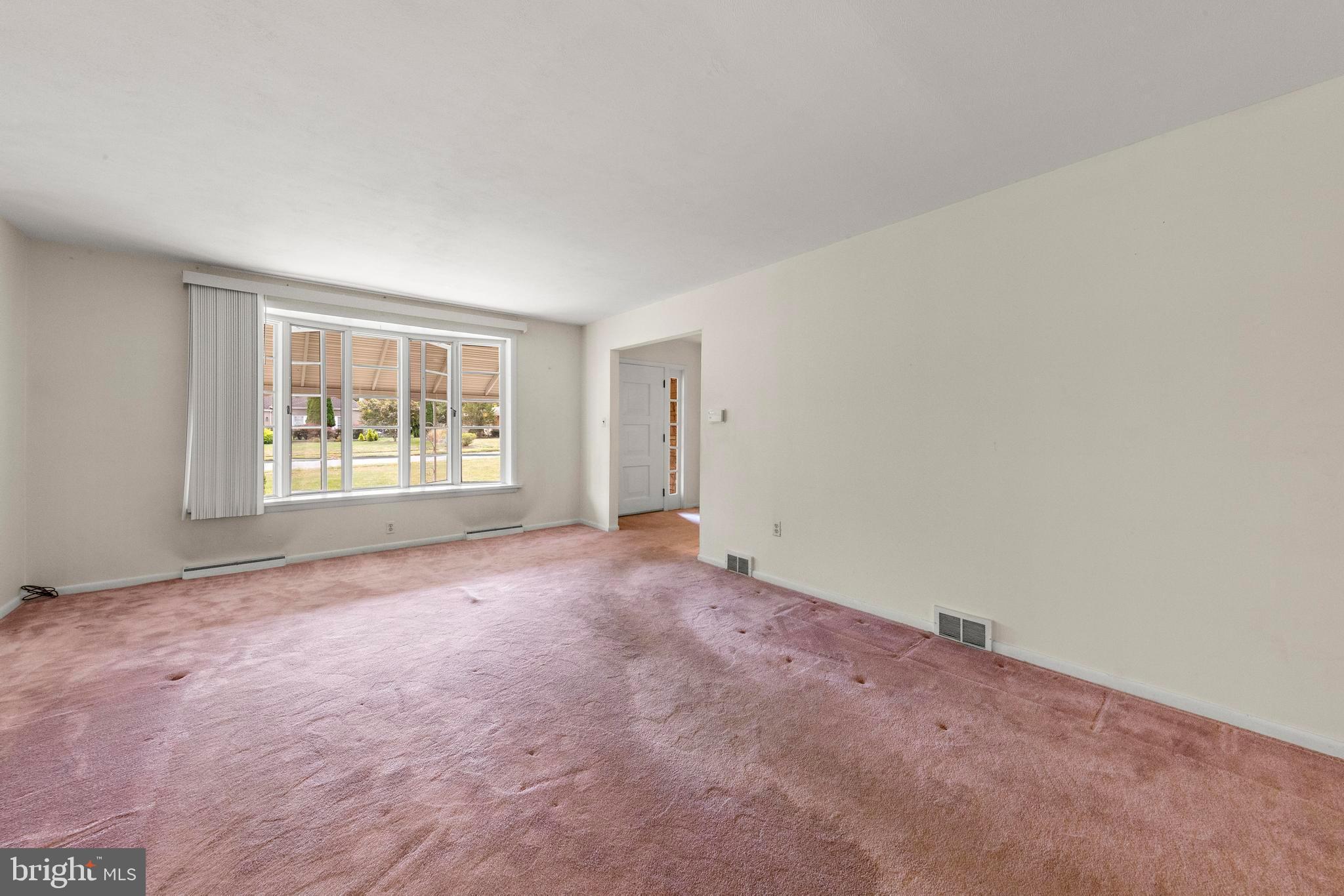 7 Sommers Road Ewing, NJ 08638 - Photo 4 of 69