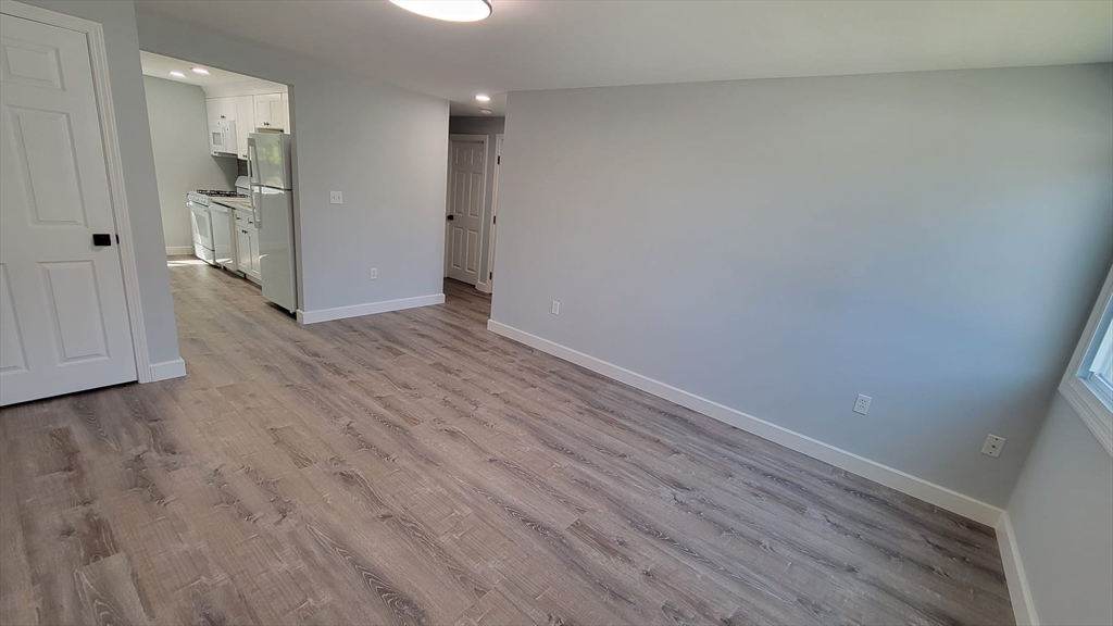 5 Lenox Street, Unit 4 Lowell, MA 01852 - Photo 10 of 34