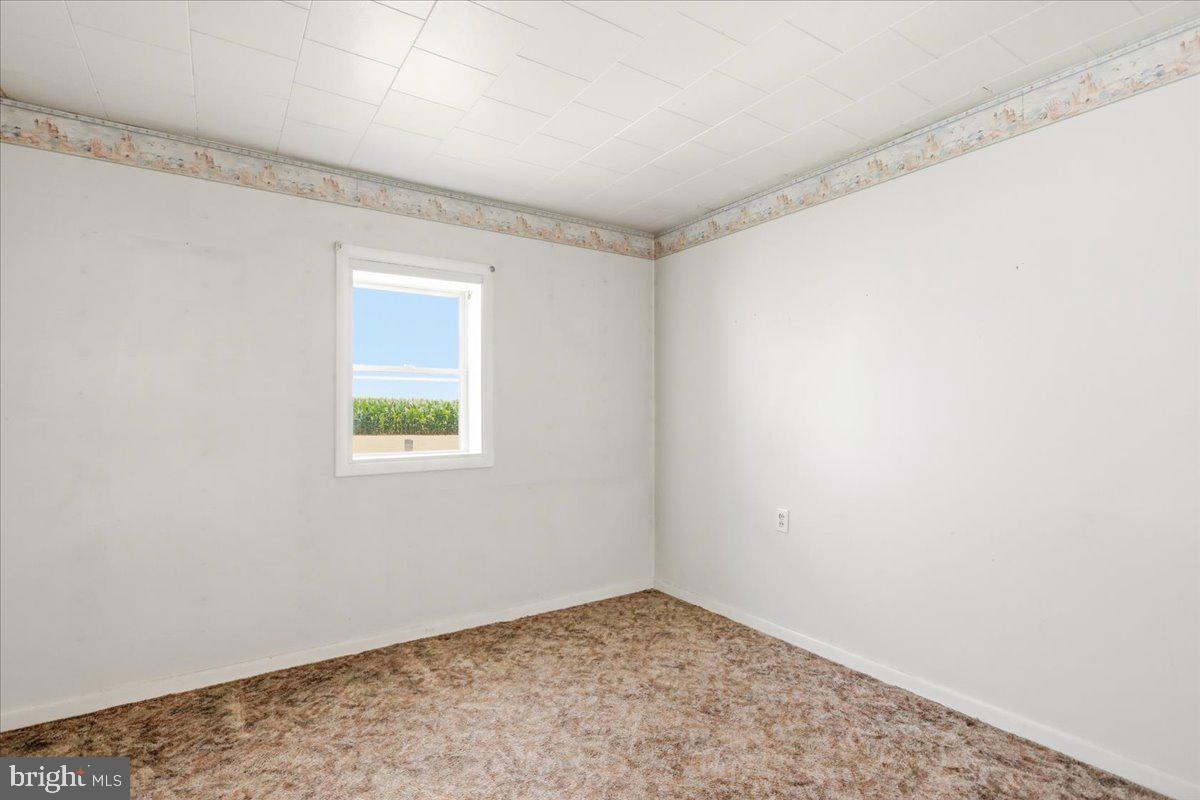 13844 Clear Spring Road Clear Spring, MD 21722 - Photo 15 of 46