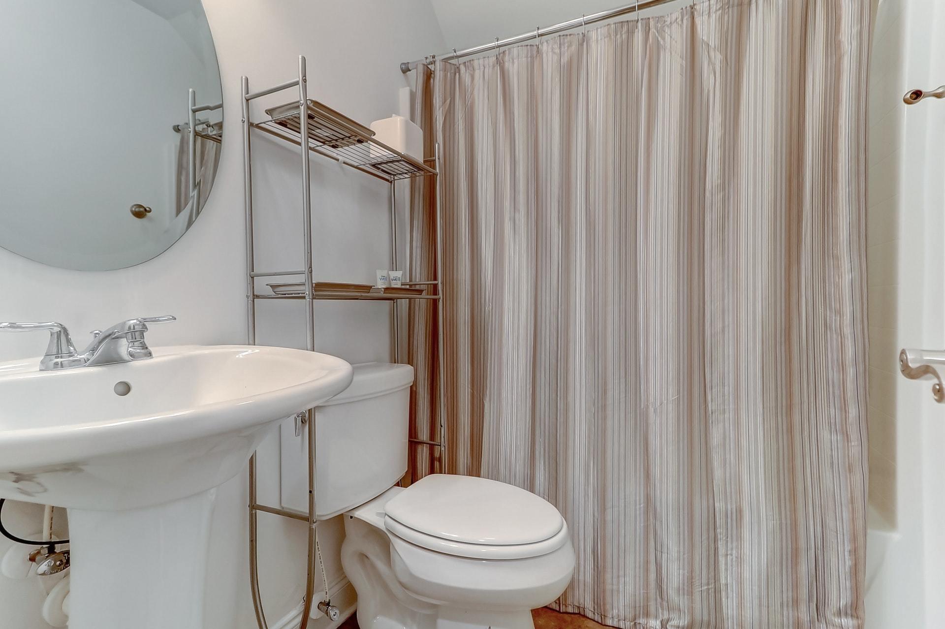 159 Sedgewick Road Summerville, SC 29483 - Photo 24 of 39 En Suite Full Bath