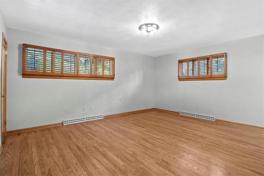 751 Pinetree Road Pittsburgh, PA 15243 - Photo 14 of 25 Gallery Image 14
