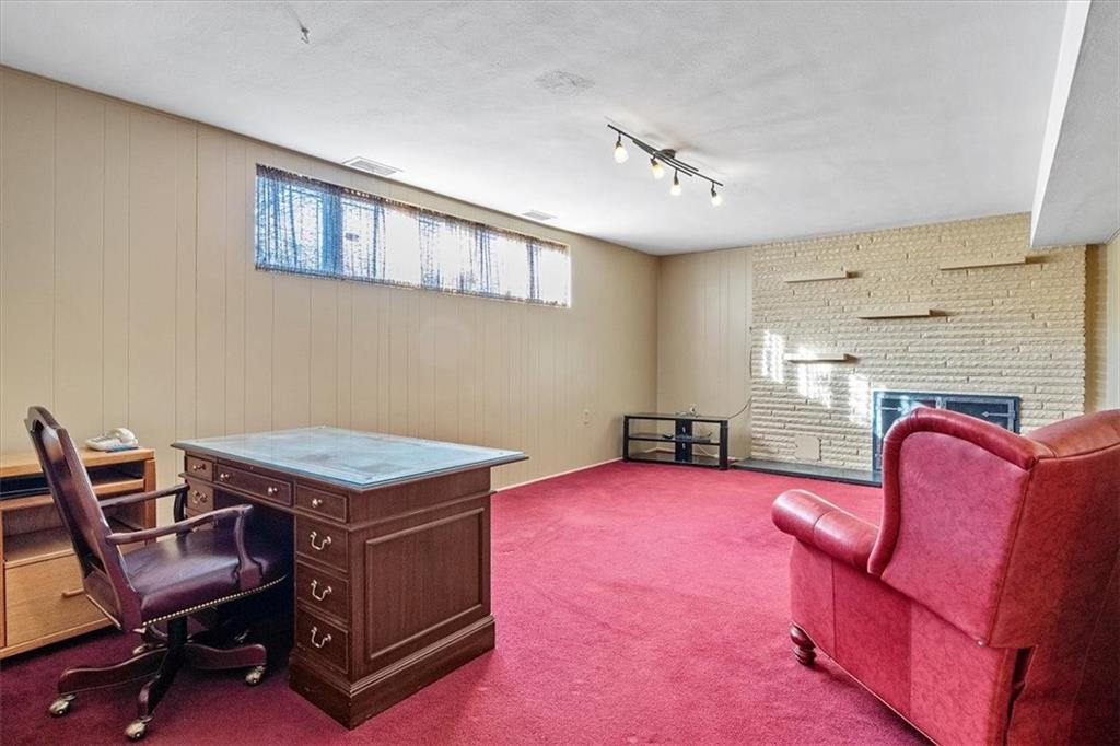 751 Pinetree Road Pittsburgh, PA 15243 - Photo 18 of 25 Gallery Image 18
