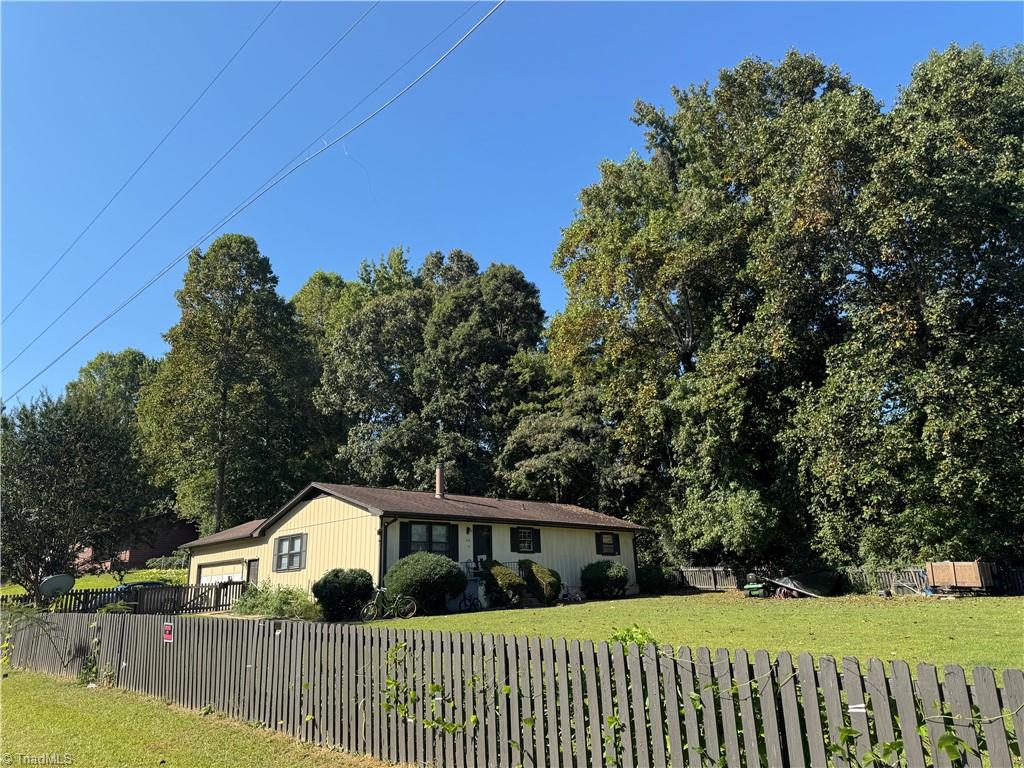 304 East Springfield Road High Point, NC 27263 - Photo 6 of 6