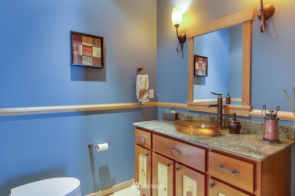 26270 Highland Road Northeast Kingston, WA 98346 - Photo 11 of 25 Gallery Image 11