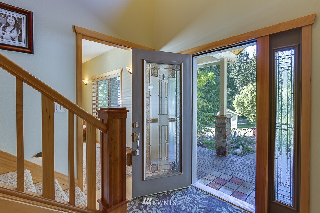 26270 Highland Road Northeast Kingston, WA 98346 - Photo 3 of 25 Gallery Image 3