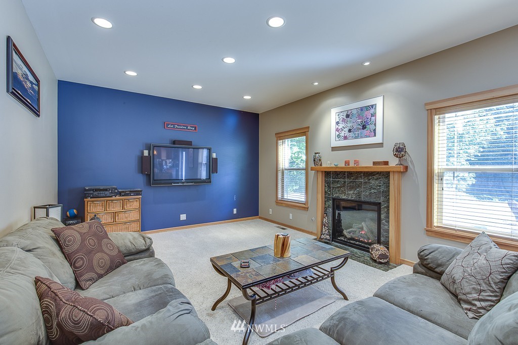 26270 Highland Road Northeast Kingston, WA 98346 - Photo 10 of 25 Gallery Image 10
