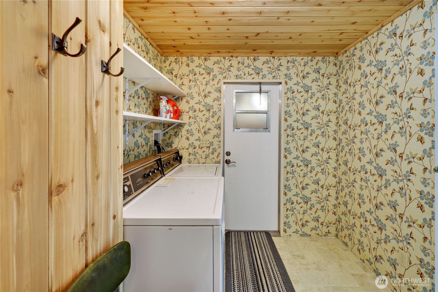 170 Cirque Drive Brinnon, WA 98320 - Photo 20 of 24 a bathroom with a sink and a shower