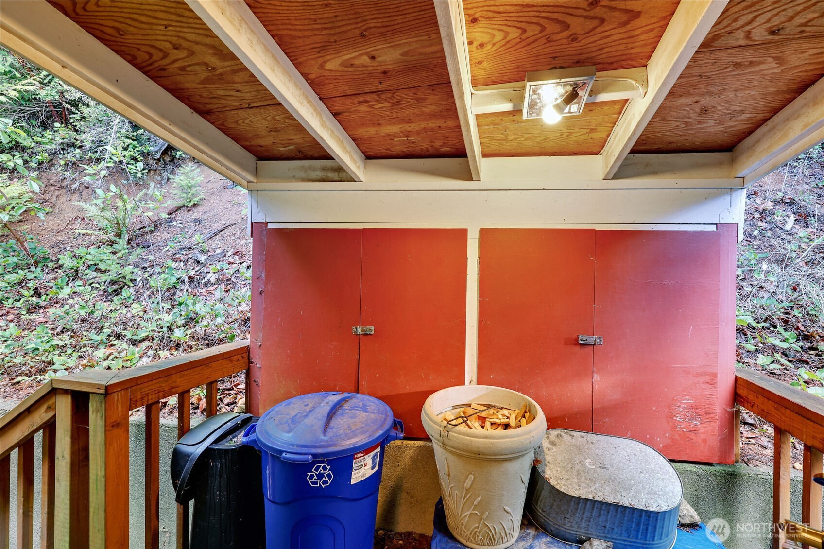 170 Cirque Drive Brinnon, WA 98320 - Photo 21 of 24 a bathroom with a toilet a sink and a window