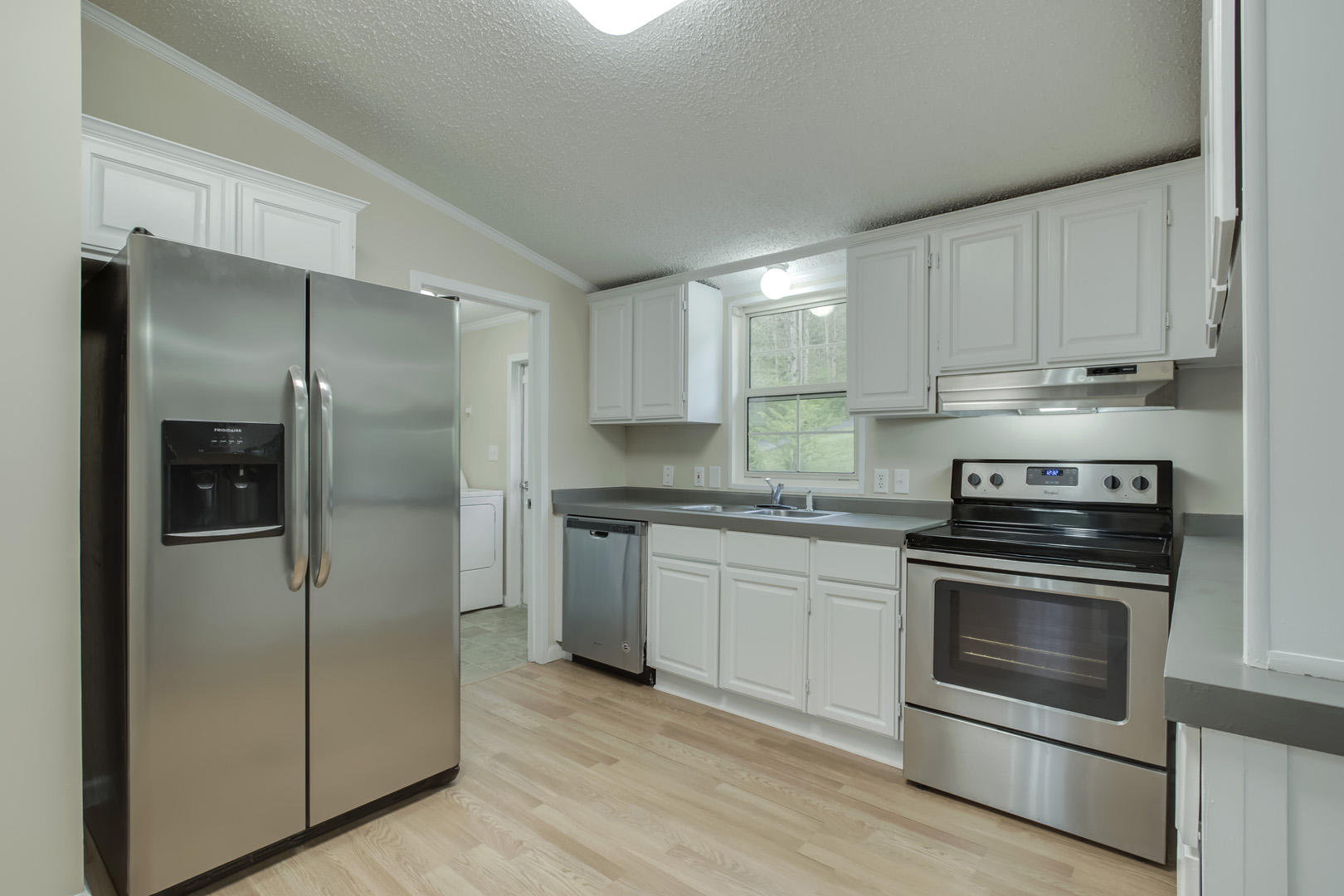 2926 Miller Road Powell, TN 37849 - Photo 11 of 30 11_MillerRoad_2926_Kitchen03