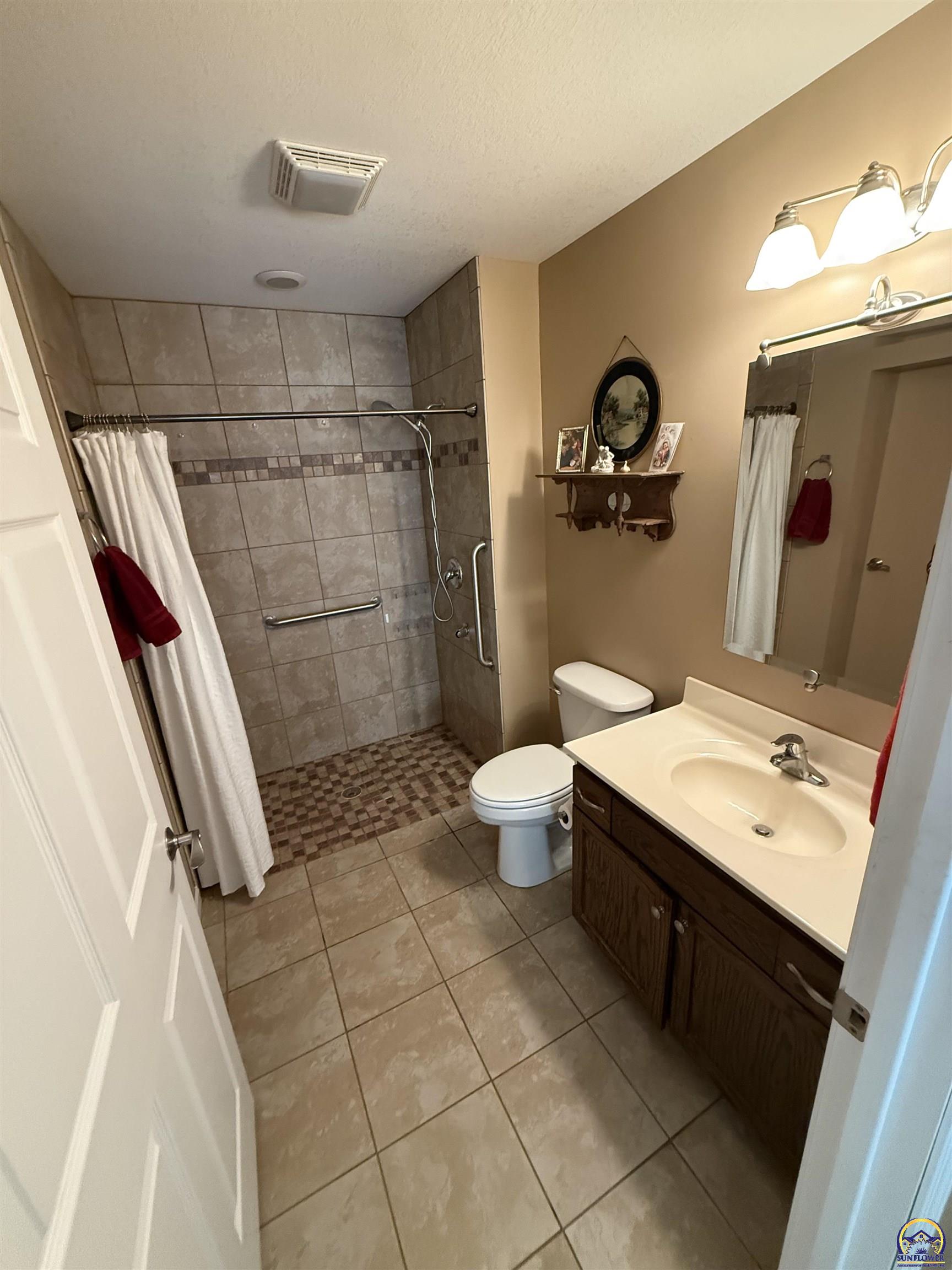 3324 Southwest Lajolla Road Topeka, KS 66614 - Photo 8 of 8