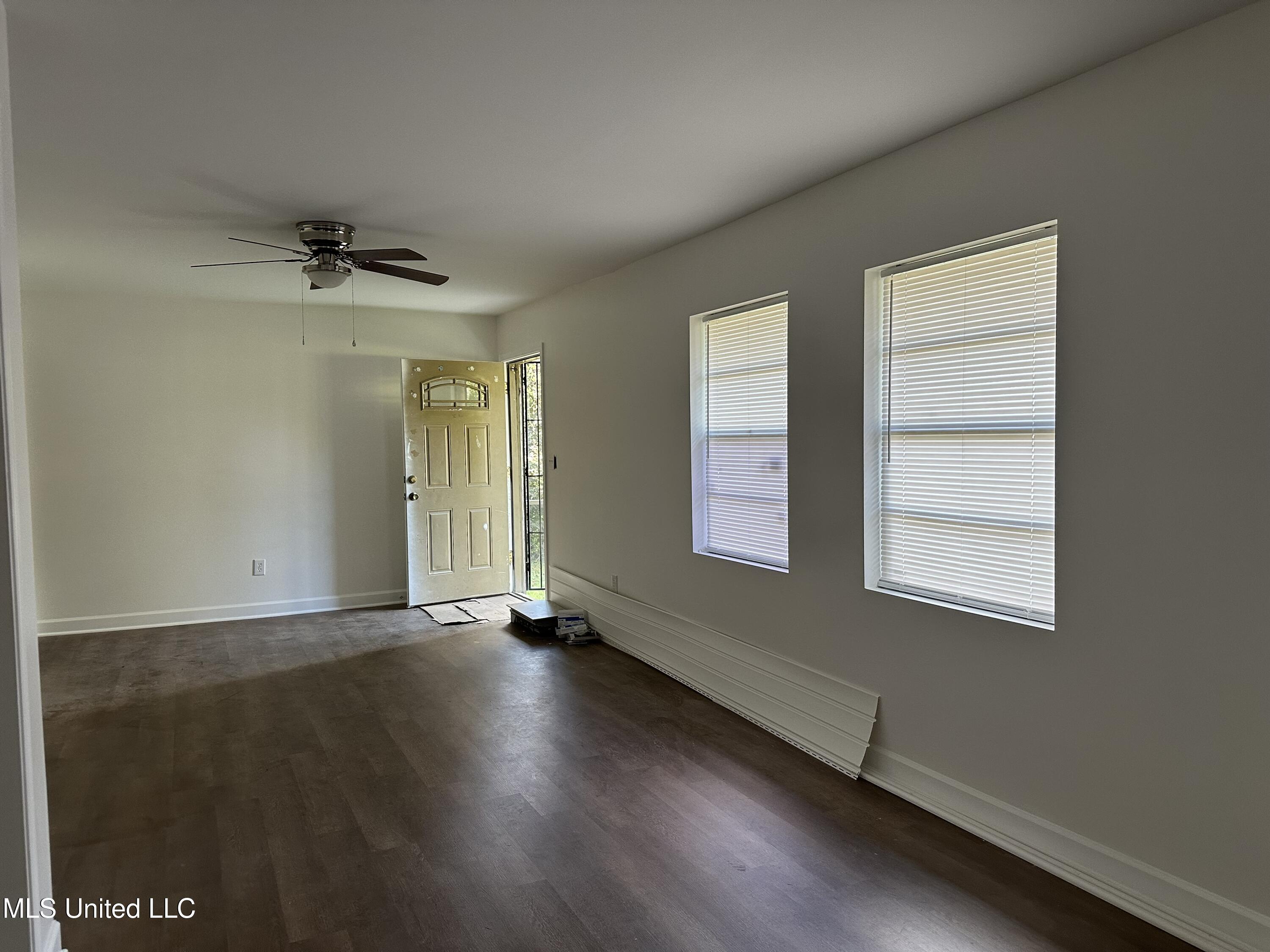 3457 Norwood Avenue Jackson, MS 39212 - Photo 8 of 21 IMG_3605