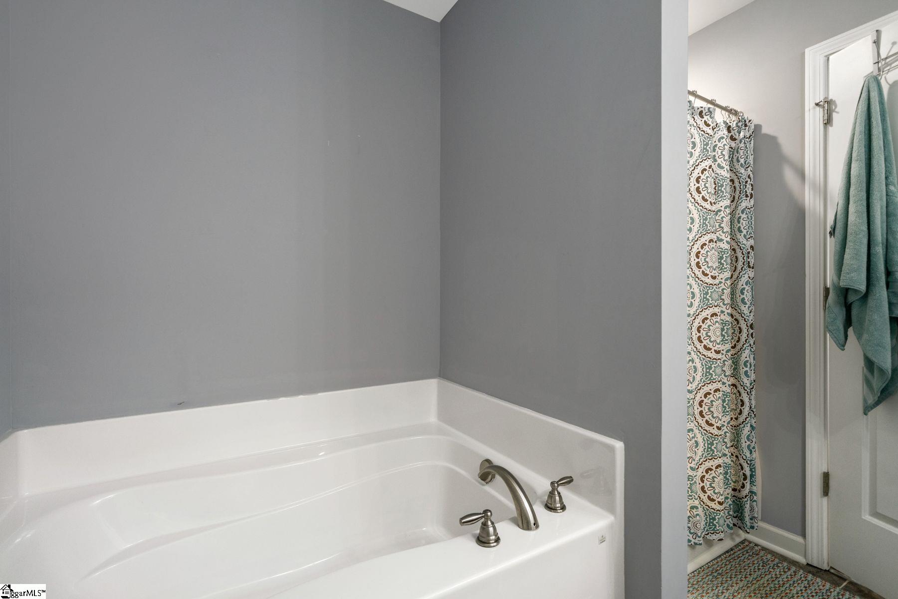 567 Davis Road Piedmont, SC 29673 - Photo 14 of 20 Gallery Image 14