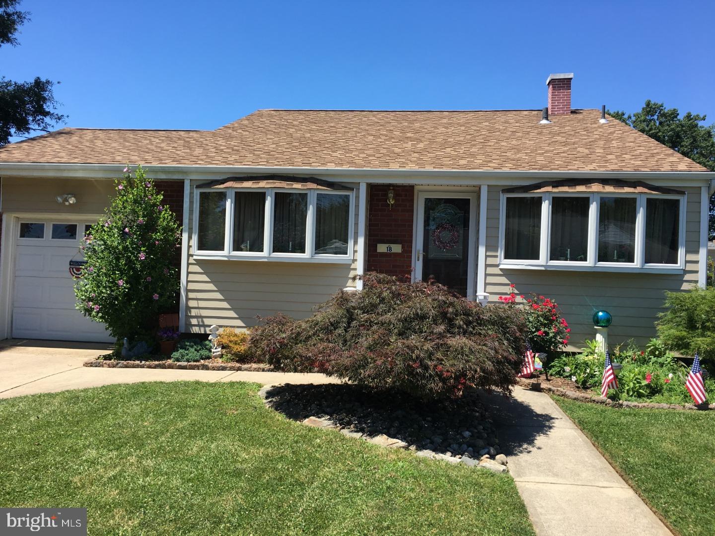 18 Dover Road Hamilton, NJ 08620 - Photo 2 of 17