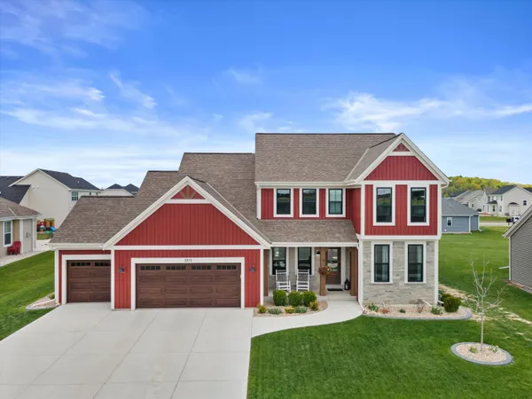 $700,000 | 1311 Whalen Drive, Oconomowoc, WI 53066
