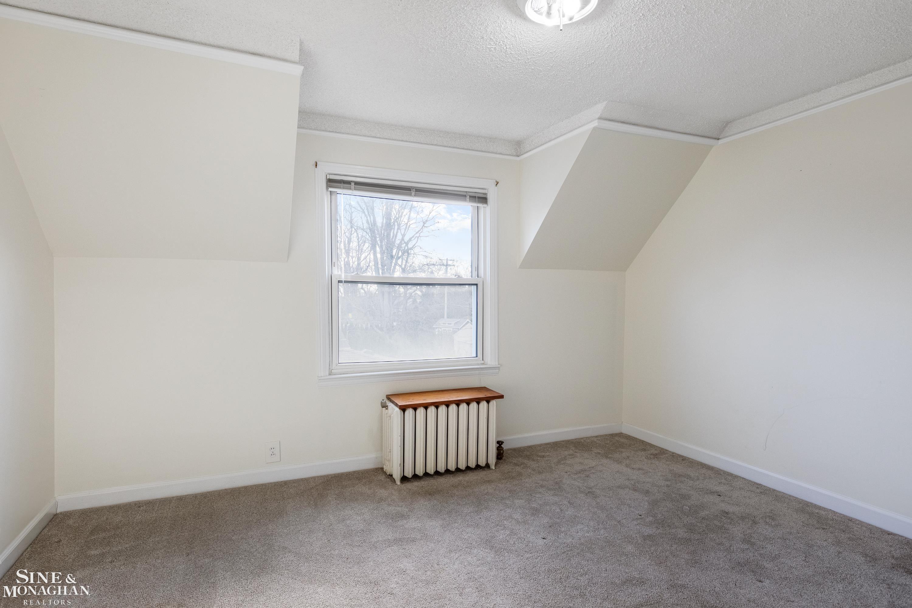 41 Vernier Road Grosse Pointe, MI 48236 - Photo 25 of 41 50101414-24.JPG