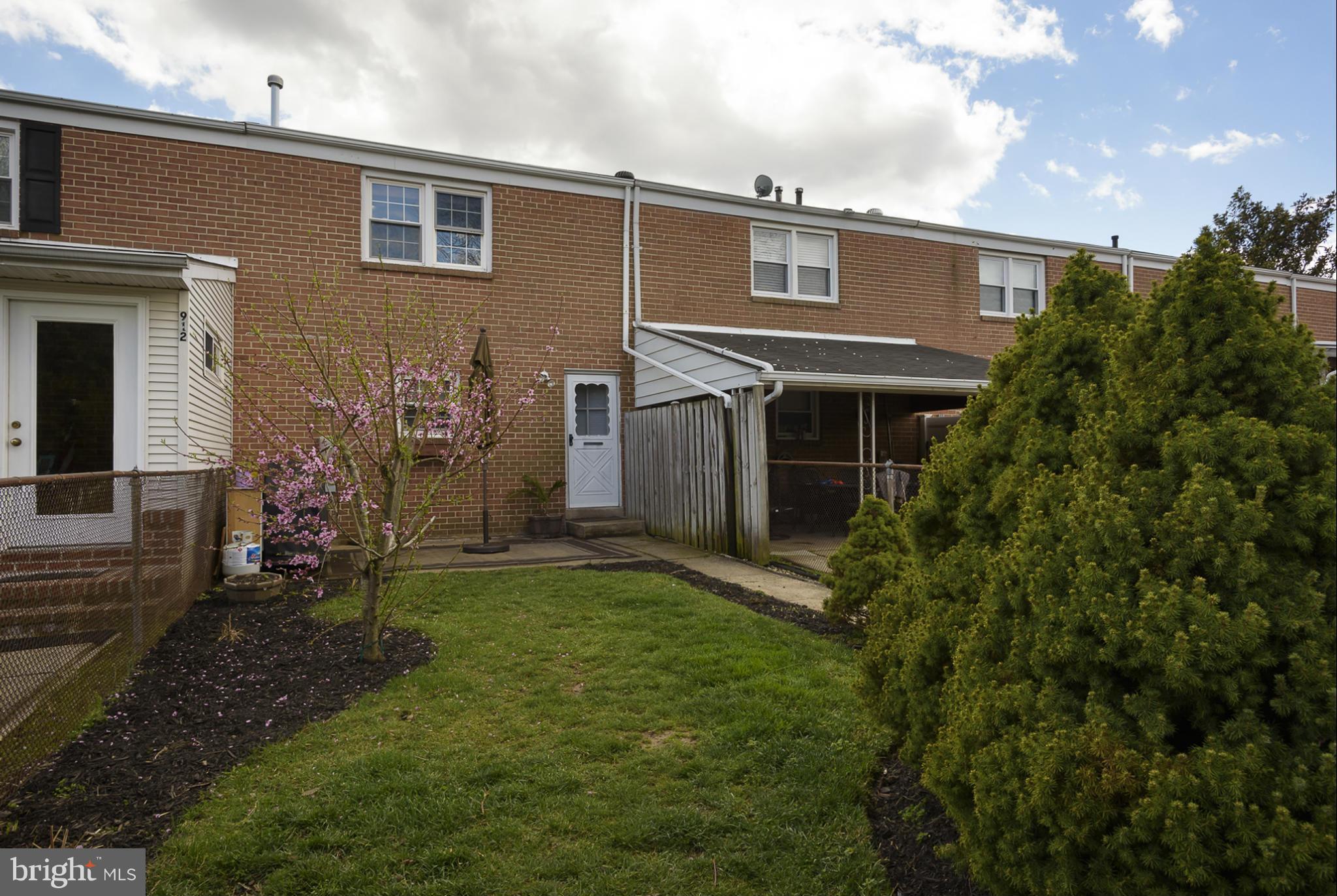 910 Grovehill Road Baltimore, MD 21227 - Photo 21 of 21 EXTERIOR BACK