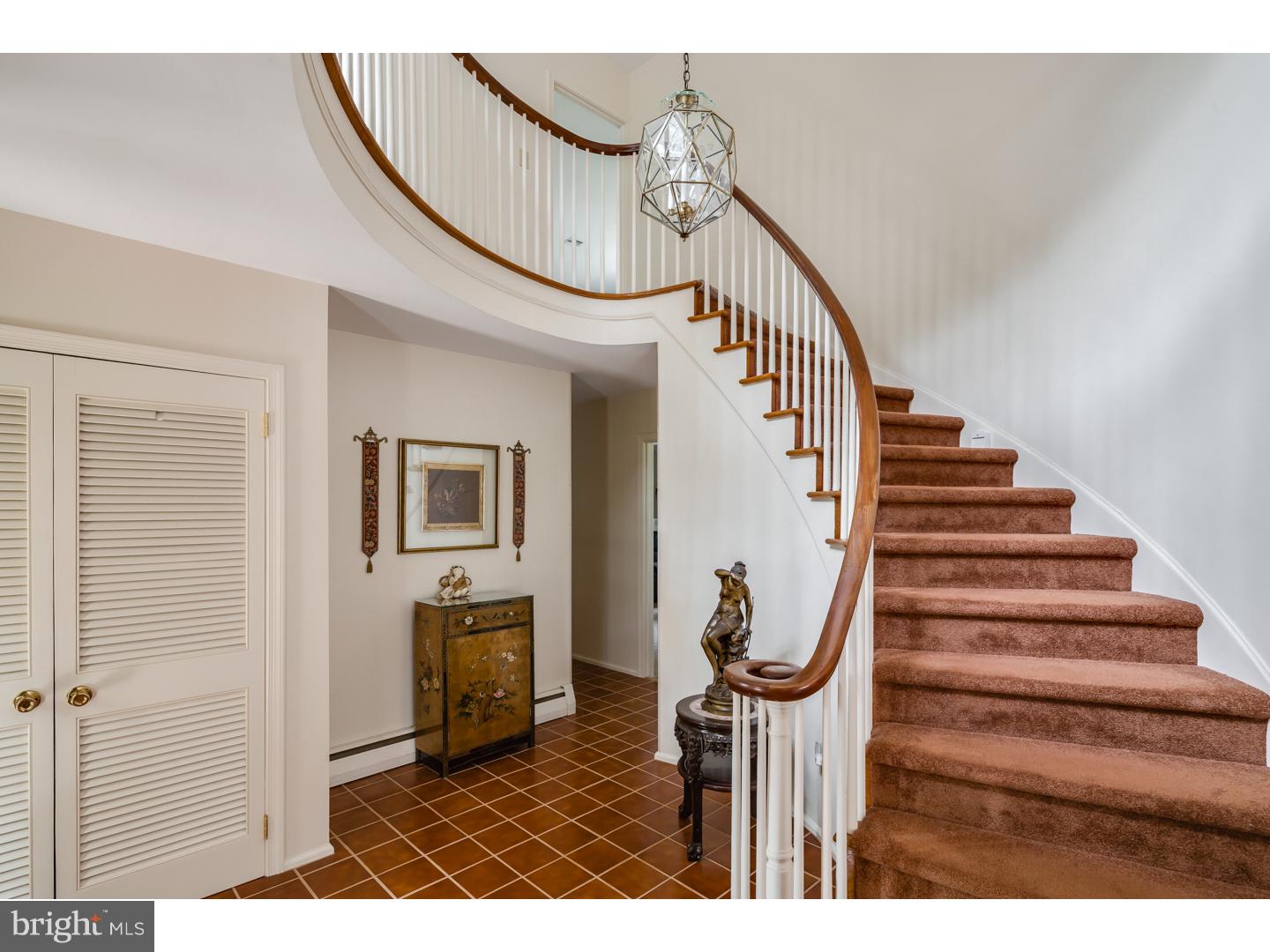 7 Ashlawn Road Malvern, PA 19355 - Photo 3 of 20 Foyer