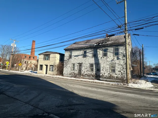 $150,000 | 438 Hartford Pike, Dayville, CT 06241