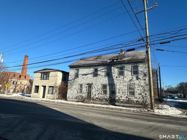 $150,000 | 438 Hartford Pike, Dayville, CT 06241