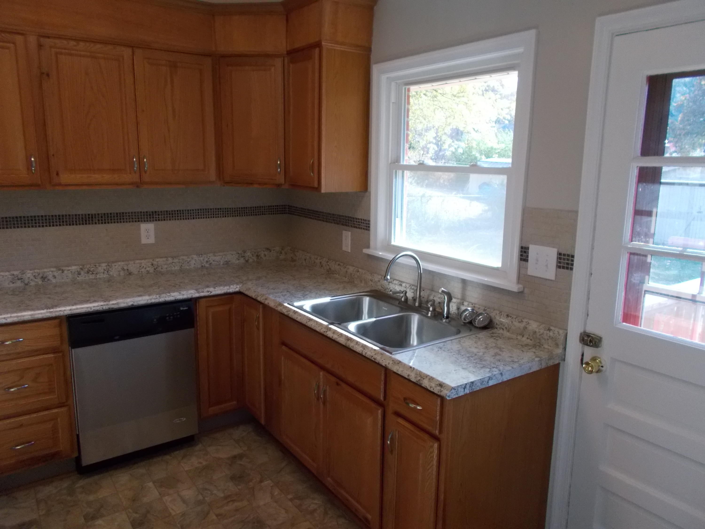 4952 Pomeroy Road Northwest Roanoke, VA 24017 - Photo 8 of 31 DSCN0317