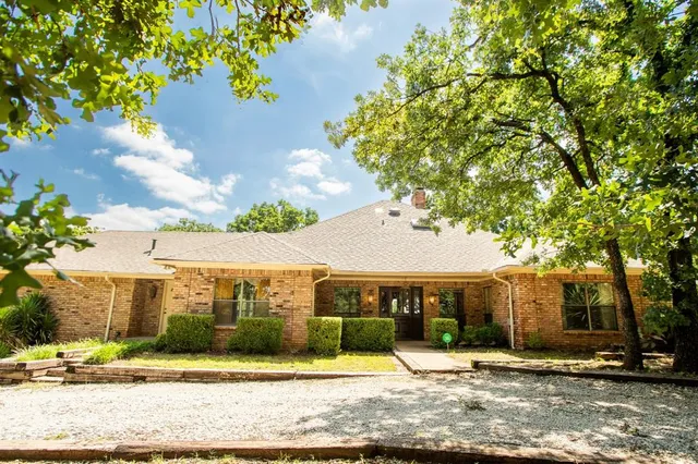 $625,000 | 6837 Roberts Lane, Fort Worth, TX 76140