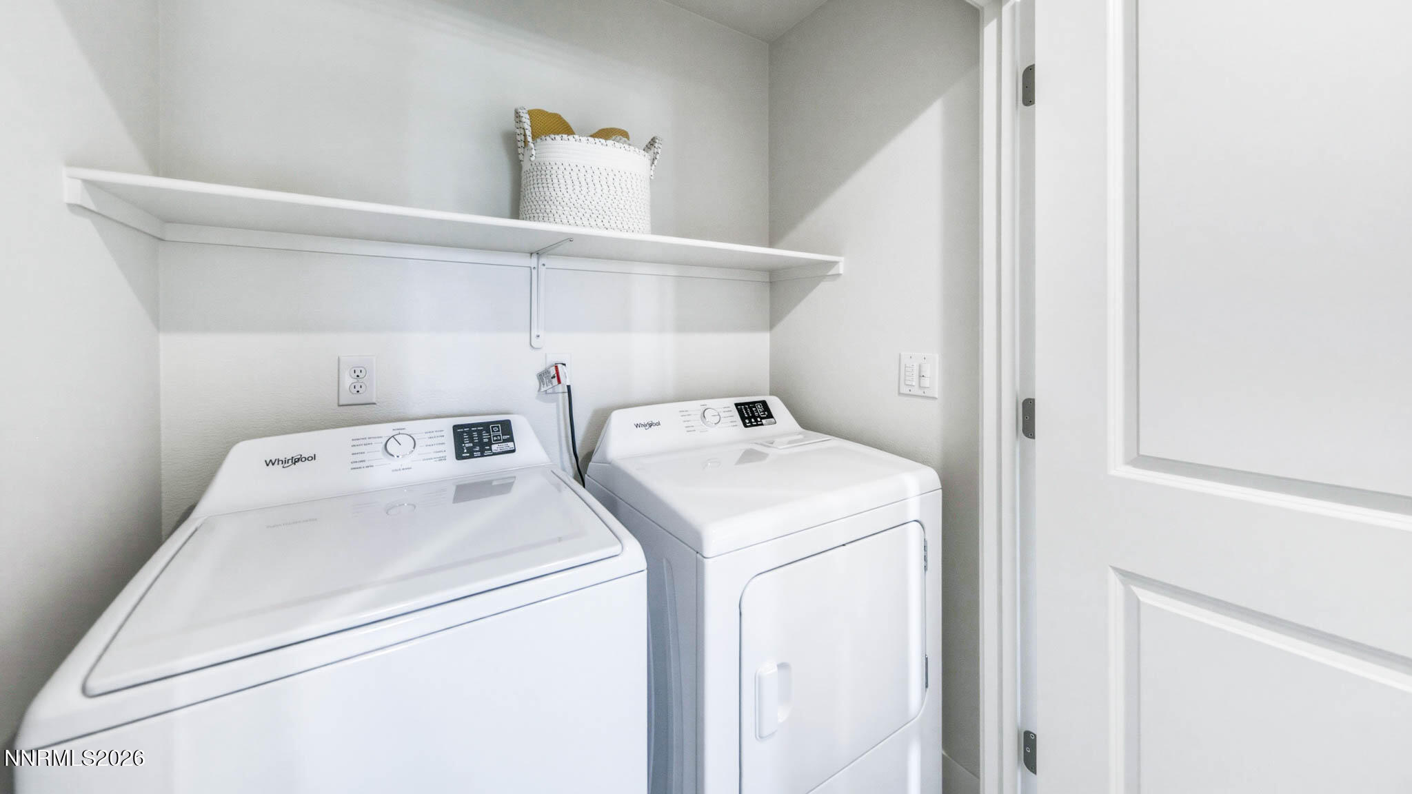 3615 George Sullivan Parkway Reno, NV 89512 - Photo 27 of 29 Laundry Room