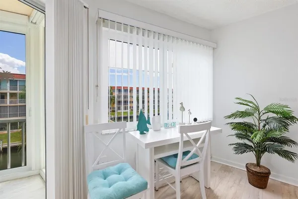 $438,000 | 1250 North Portofino Drive, Unit 304, Sarasota, FL 34242