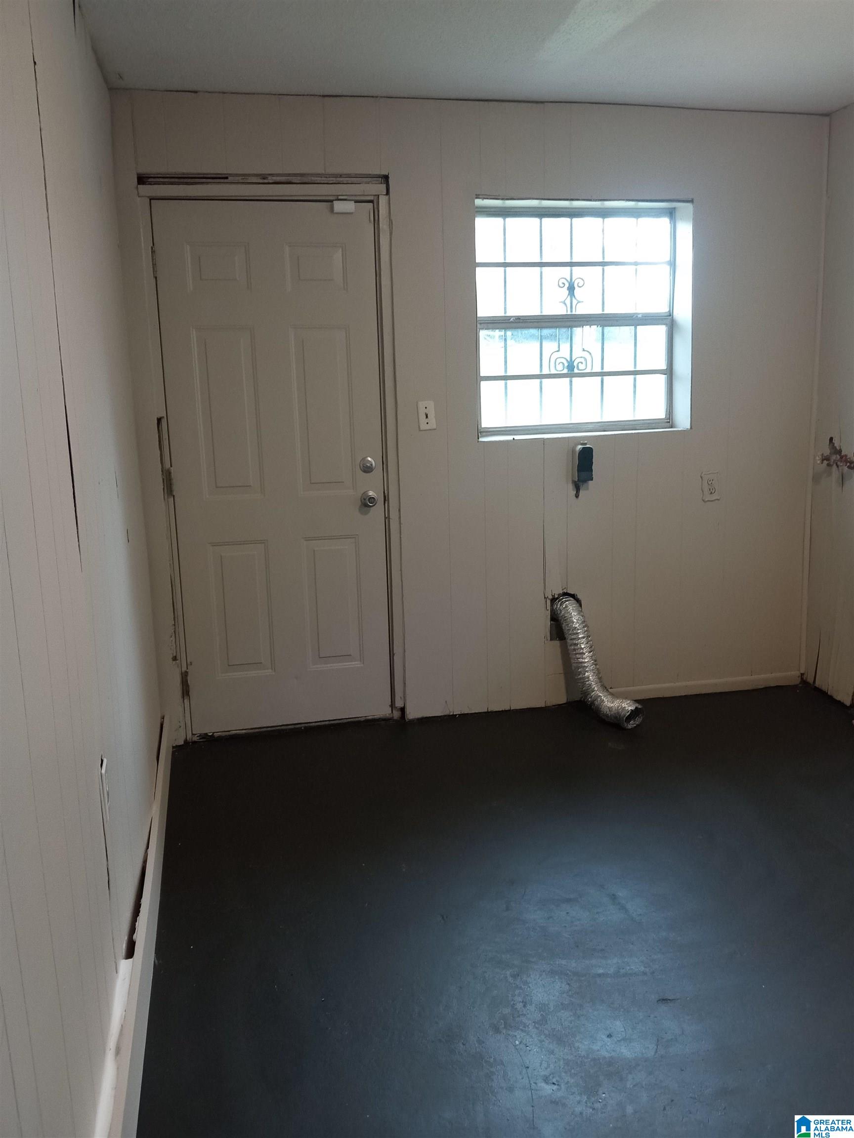 1908 14th Place Southwest Birmingham, AL 35211 - Photo 13 of 28
