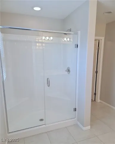 $2,100 | 117 Destiny Orch Court, Henderson, NV 89011